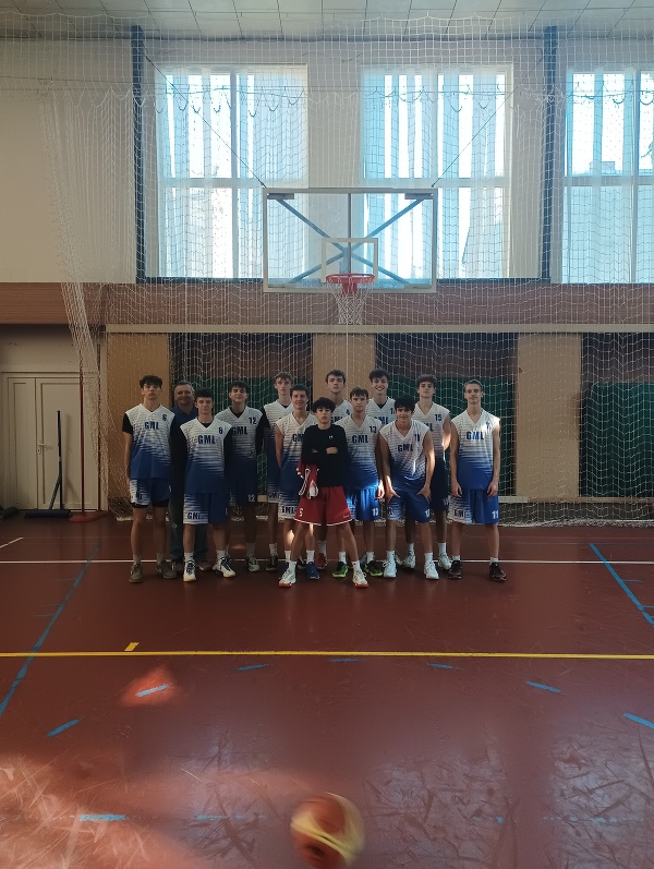 SŠ hry v basketbalu hoši (okresní kolo)